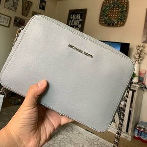 ❌❌❌SOLD❌❌❌ Gray/blue Michael Kors crossbody